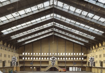 Juicy Lights by Titia Ex Centrale Markthal. Photo by G.J. van ROOIJ